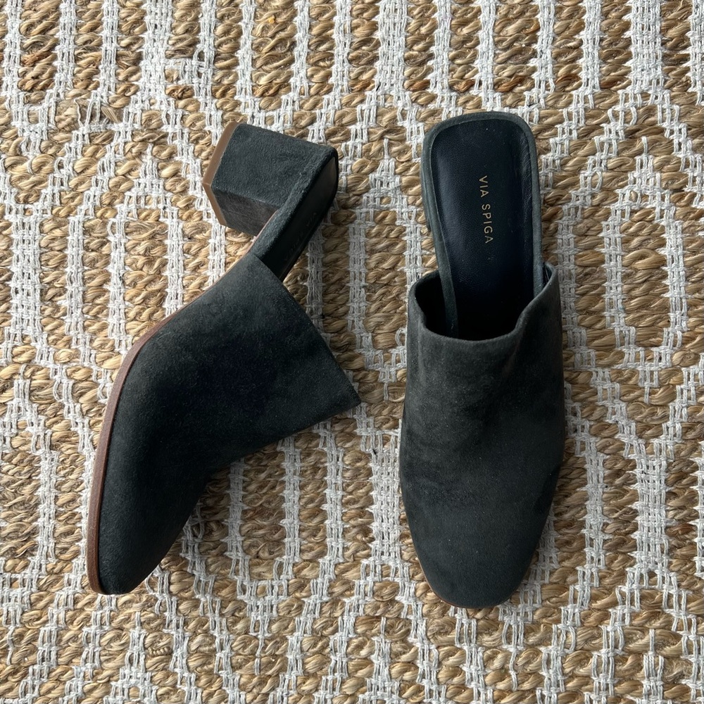 Via Spiga Suede Slip on Mules Heel Green Gray Size 7